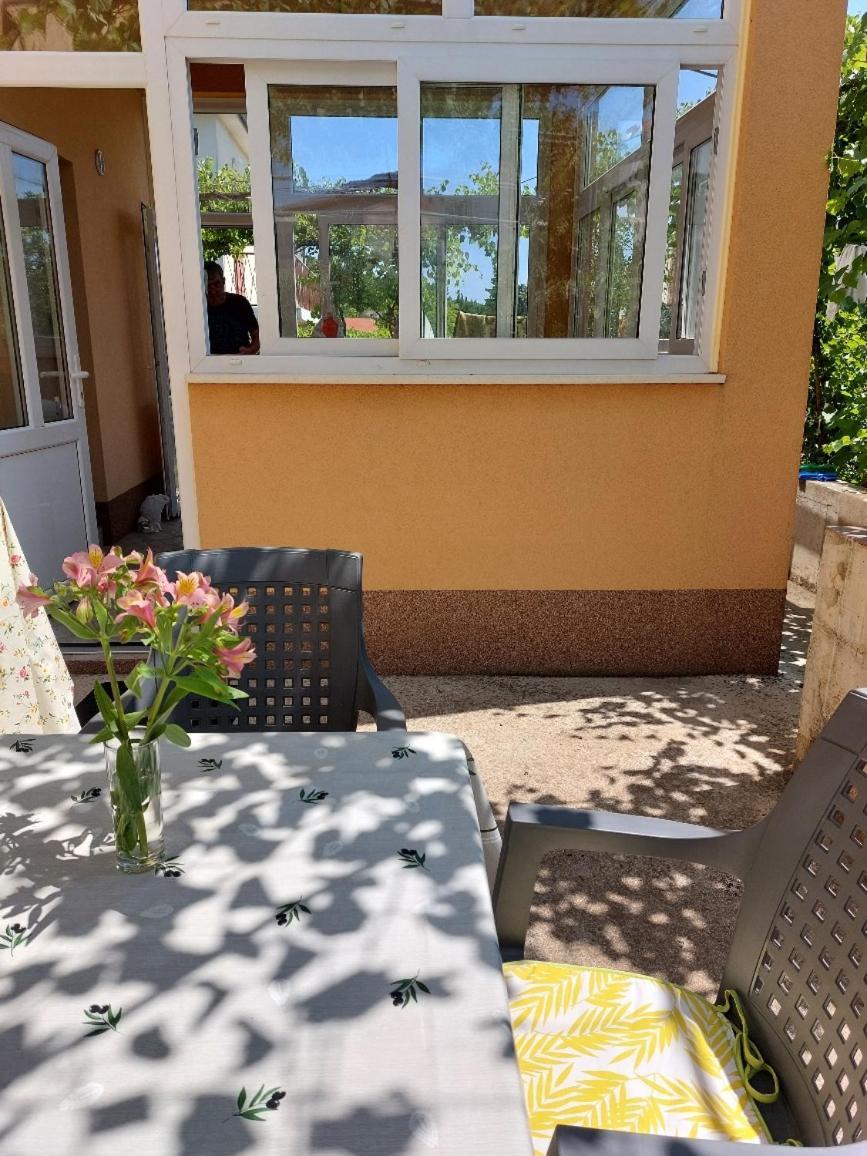 Apartments Nela Jelsa  Rom bilde